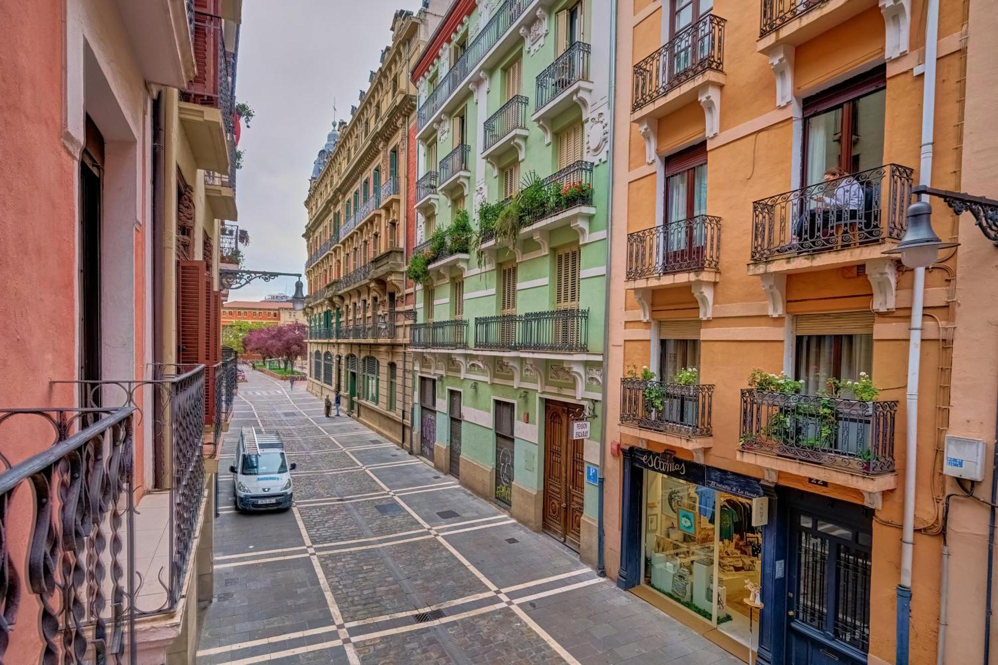 Centro Historico Exterior, Calle Nueva Dos Balcones Pamplona Exterior photo